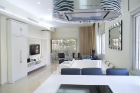 Dizengoff - Lovely family apartment 3 rooms.